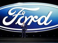 Ford recalling 1.3M F-150 and Super Duty trucks